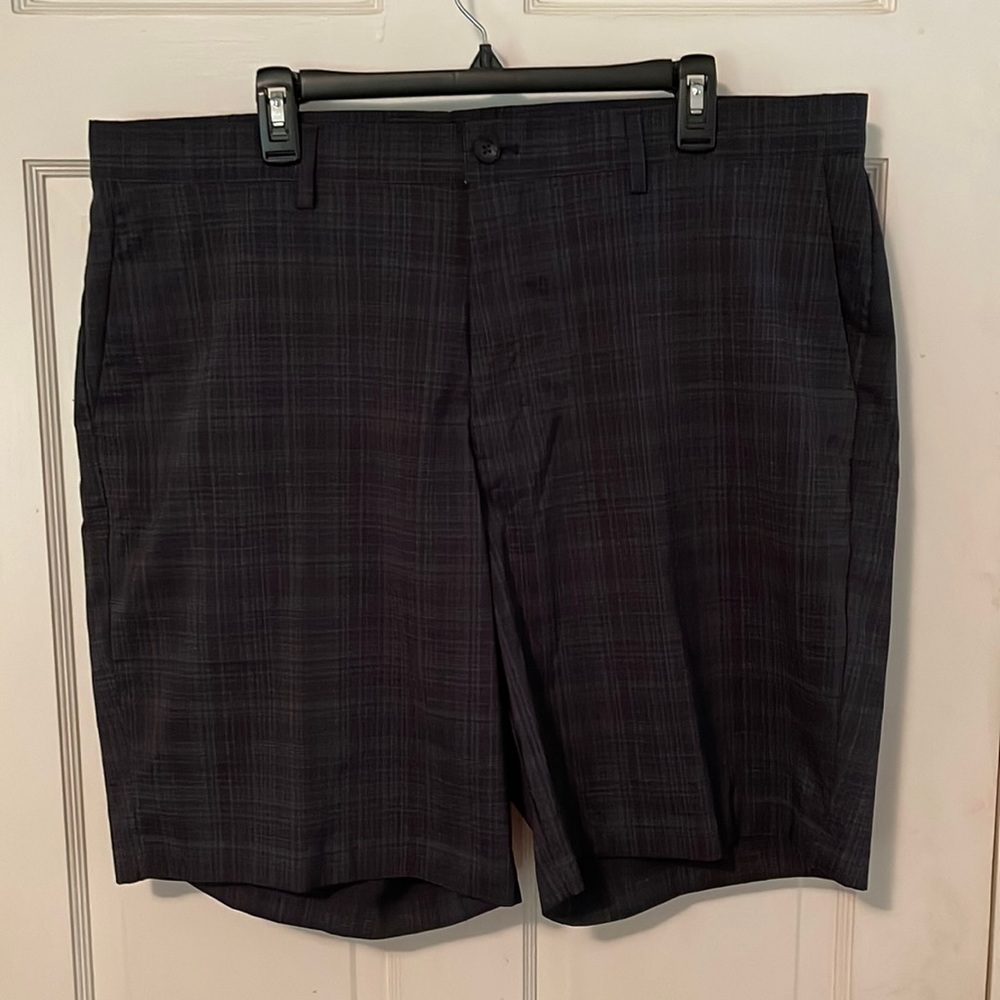 Men’s Chaps Golf shorts